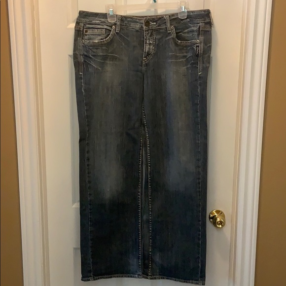 Silver Jeans in style “Lexi” - Picture 2 of 9